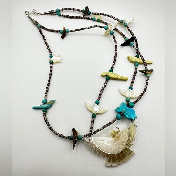 Amazing Zuni-style Fetish necklace with heishi shell, turquoise, stone beads! - Picture 4 of 16